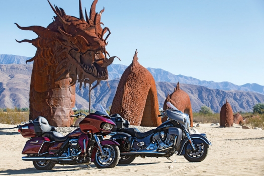 Harley-Davidson Road Glide Ultra vs. Indian Roadmaster - COMPARISON TEST