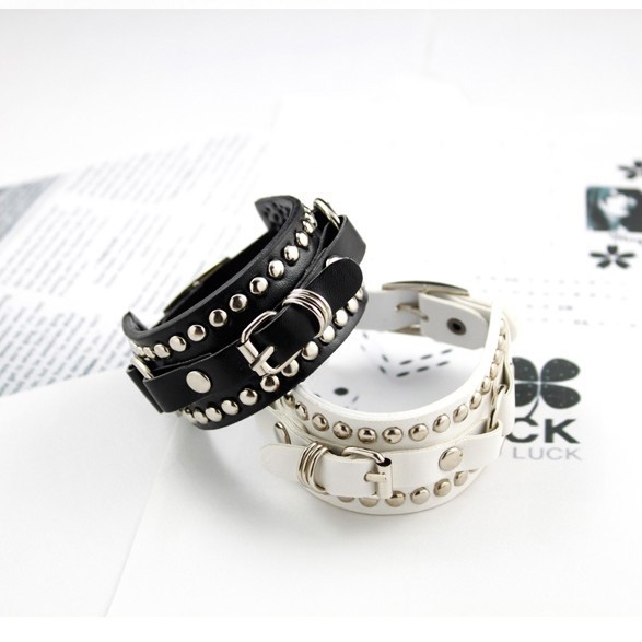 Ladies Biker/Punk Leather Bracelet