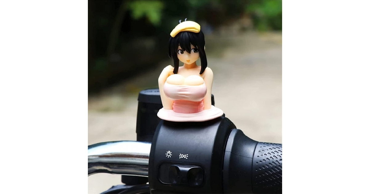 Shakin' Boobie Girl