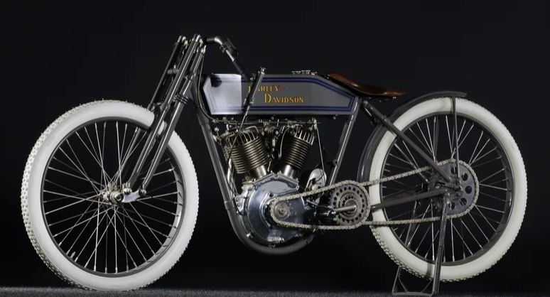 Why We Call Motorcycles Hogs, And The Harley-Davidson Story Behind It 